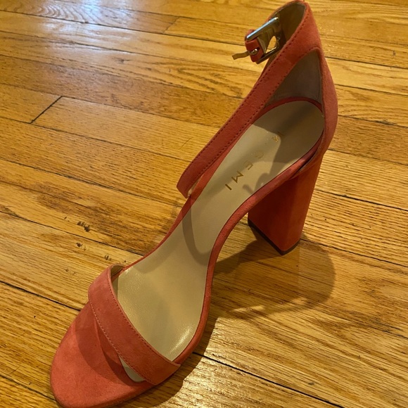 M. Gemi Pink Suede Sandals-Size 7 - Picture 6 of 8